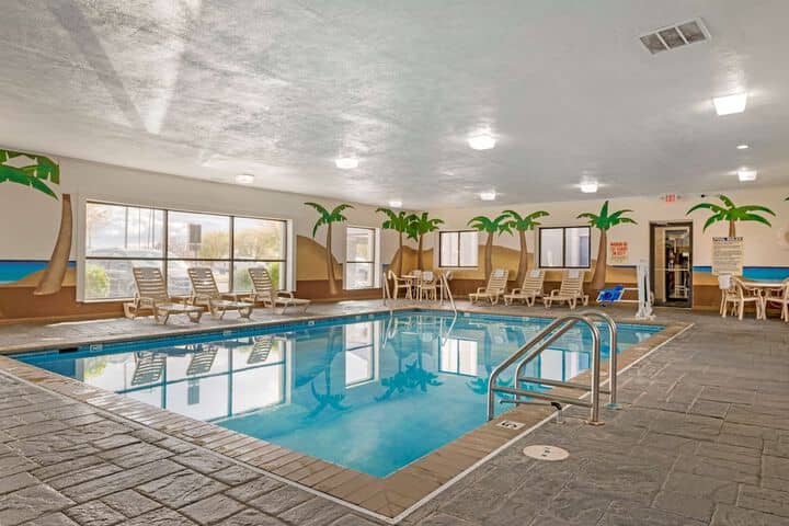 Pool 19 of 24